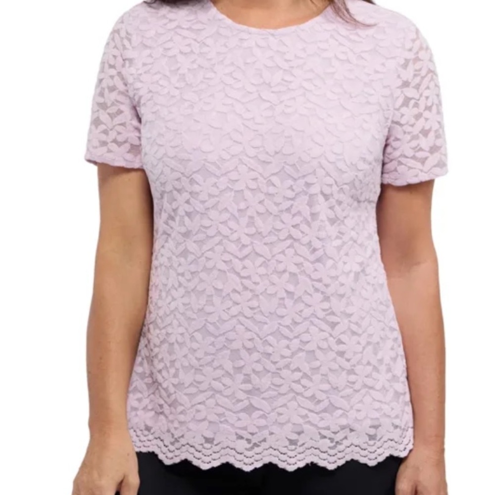 Elegant Lavender Lace Top